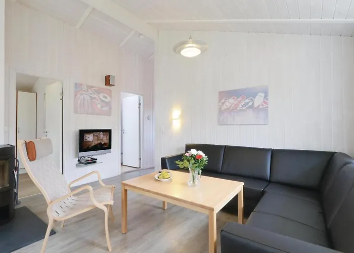 Schmugglerstieg 4 - Dorf 6 Priwall