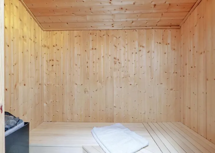 Schmugglerstieg 4 - Dorf 6 Priwall